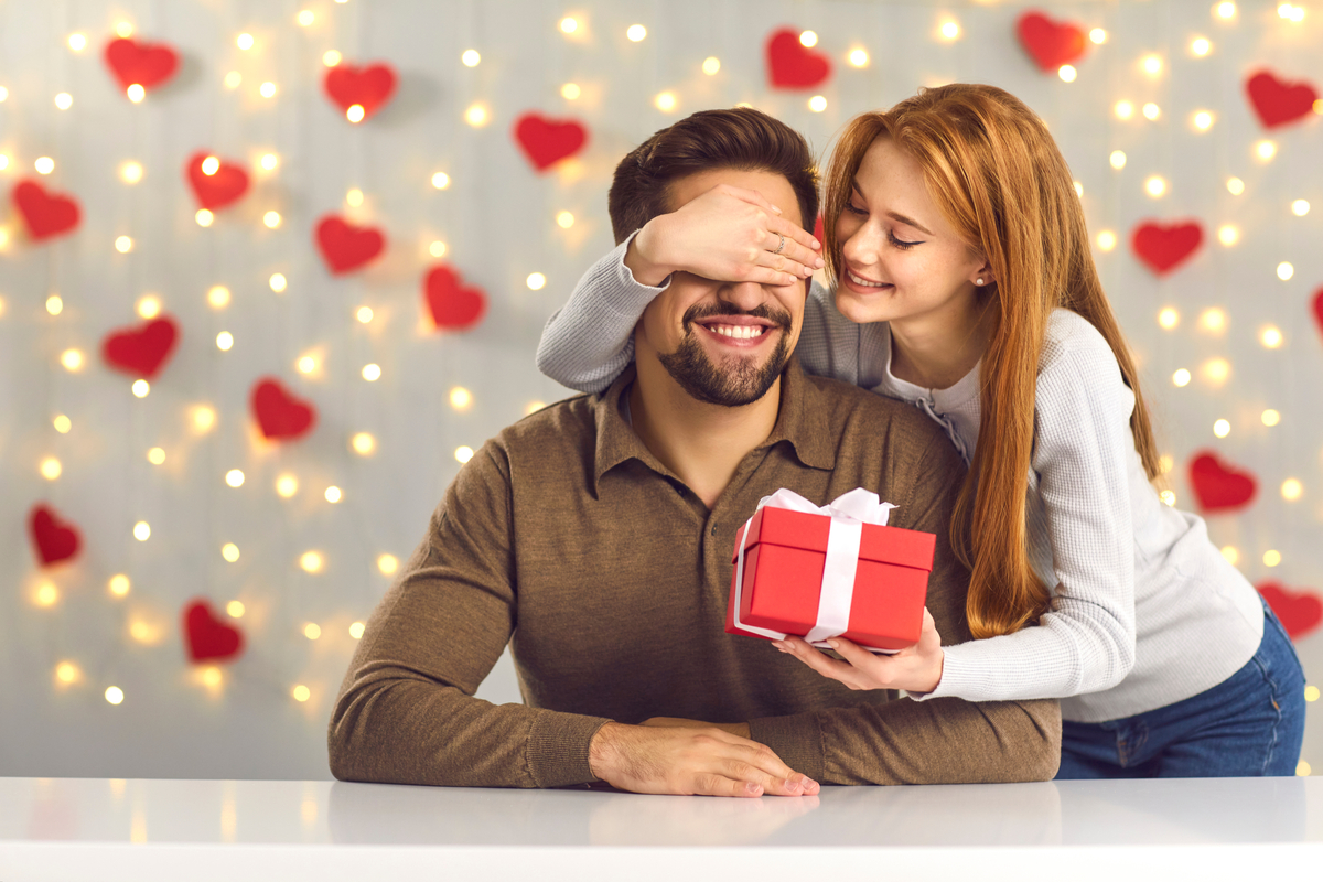 1.2. idei de cadouri cu ocazia aniversarii relatiei